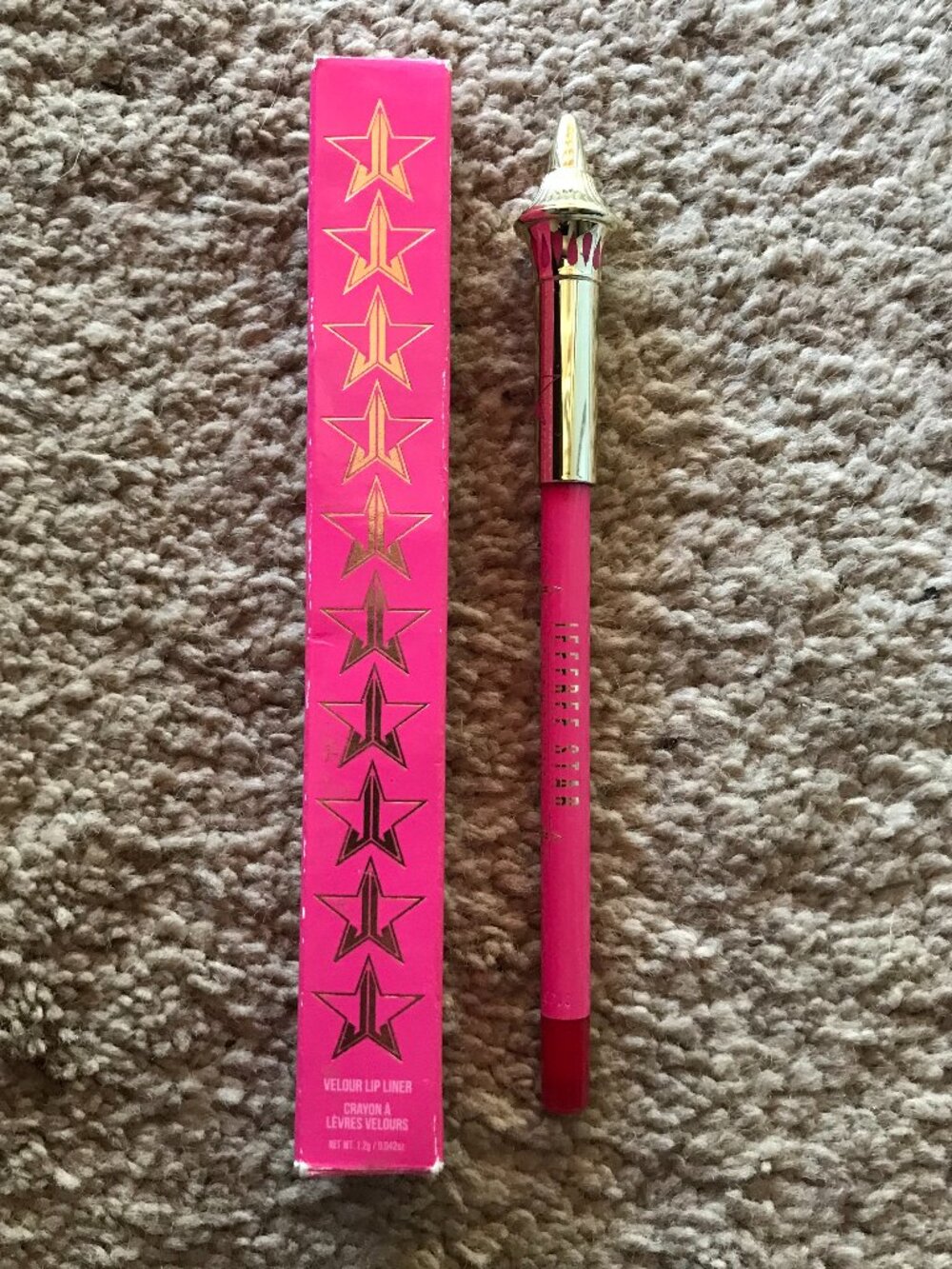 Jeffree Star " Cherry Wet" Lip Liner